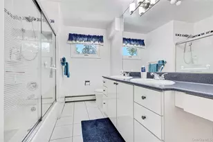 17 Lafayette Dr, Woodmere, NY 11598 - Photo 34