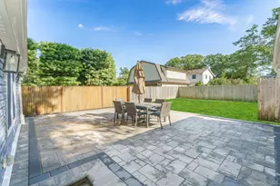 10 Hill St, Northport, NY 11768 - Photo 6