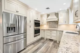 255 Lake Ave S, Nesconset, NY 11767 - Photo 16