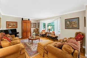 255 Lake Ave S, Nesconset, NY 11767 - Photo 26