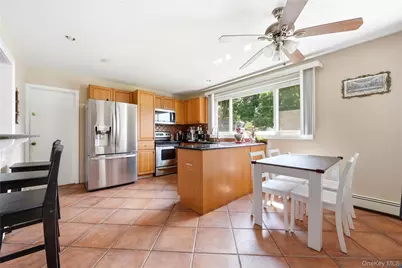 96 E 12th Street, Huntington Station, NY 11746 - Photo 8