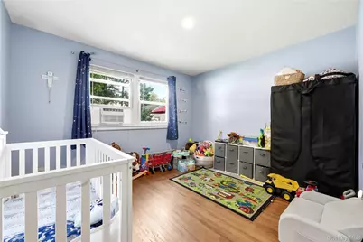 96 E 12th Street, Huntington Station, NY 11746 - Photo 18