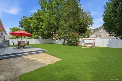 96 E 12th Street, Huntington Station, NY 11746 - Photo 26