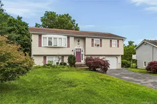 12 Veteran Cir, Monroe, NY 10950 - Photo 2