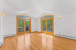 51-22 199th St, Fresh Meadows, NY 11365 - Photo 8
