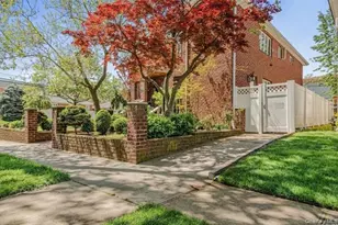 51-22 199th St, Fresh Meadows, NY 11365 - Photo 14