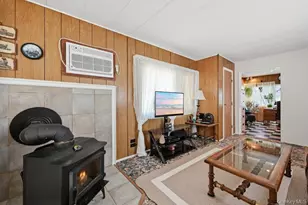 433-34 Mill Rd, Calverton, NY 11933 - Photo 16