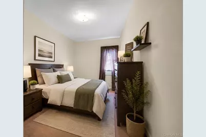 70-29 68 Th Place, Glendale, NY 11385 - Photo 20