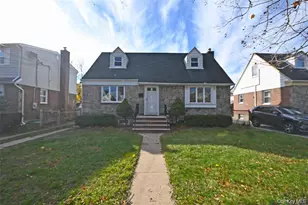1047 N 7th St, New Hyde Park, NY 11040 - Photo 1