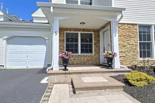 5 Charley Ln, Middle Island, NY 11953 - Photo 2