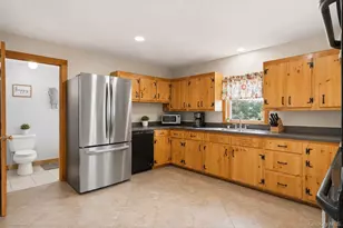 740-742 Lattintown Rd, Milton, NY 12547 - Photo 6