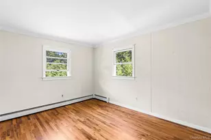 39 Sherwood Rd, Hampton Bays, NY 11946 - Photo 14