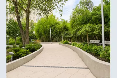 4022 College Point Boulevard #9P, Flushing, NY 11354 - Photo 4