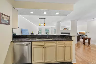 409 Harbor Cove #409, Piermont, NY 10968 - Photo 4
