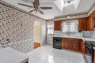 156-14 14th Ave, Whitestone, NY 11357 - Photo 10