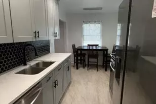 156 Parkside Dr, Suffern, NY 10901 - Photo 8