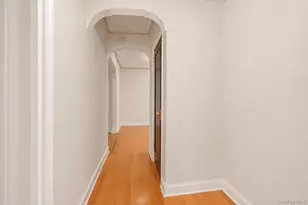 2160 Bronx Pk E, Bronx, NY 10462 - Photo 10