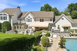 2 Kalb Ct, Dix Hills, NY 11746 - Photo 44