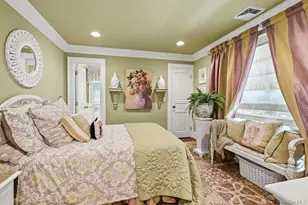2 Kalb Ct, Dix Hills, NY 11746 - Photo 20