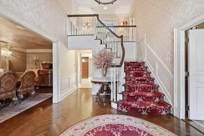 2 Kalb Court, Dix Hills, NY 11746 - Photo 4
