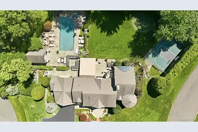 2 Kalb Court, Dix Hills, NY 11746 - Photo 2