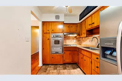 32-18 70th Street, East Elmhurst, NY 11370 - Photo 10