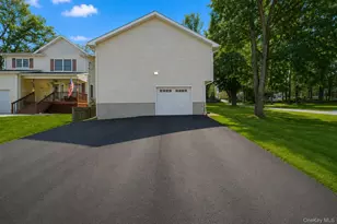 25 Clinton St, Middletown, NY 10940 - Photo 6