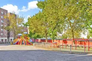 28-08 141st St, Flushing, NY 11354 - Photo 4