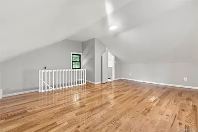 9902 200th Street, Hollis, NY 11423 - Photo 14
