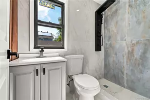 99-02 200th St, Hollis, NY 11423 - Photo 18