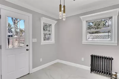 154 California Avenue, Freeport, NY 11520 - Photo 8