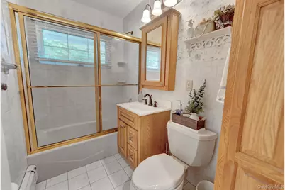 166 Choir, Westbury, NY 11590 - Photo 8