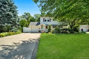 166 Choir, Westbury, NY 11590 - Photo 2