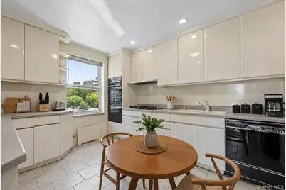 162-41 Powells Cove Boulevard #1G, Whitestone, NY 11357 - Photo 6