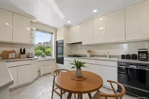 162-41 Powells Cove Blvd, Whitestone, NY 11357 - Photo 6
