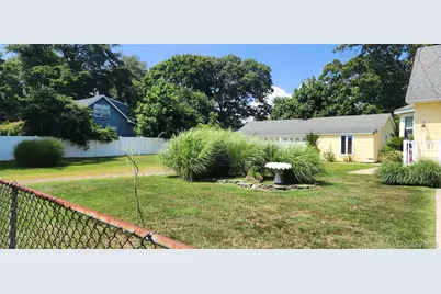 9 Babylon Road, Mastic Beach, NY 11951 - Photo 14
