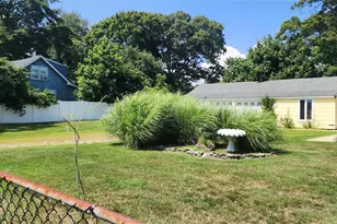 9 Babylon Rd, Mastic Beach, NY 11951 - Photo 14