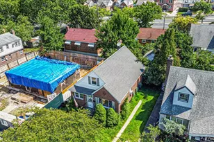 83-41 253rd St, Bellerose, NY 11426 - Photo 2
