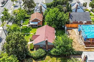 83-41 253rd St, Bellerose, NY 11426 - Photo 4