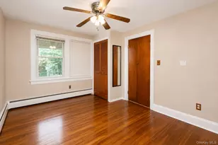 98 Willow Ave, Hempstead, NY 11550 - Photo 12