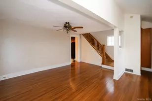 98 Willow Ave, Hempstead, NY 11550 - Photo 6