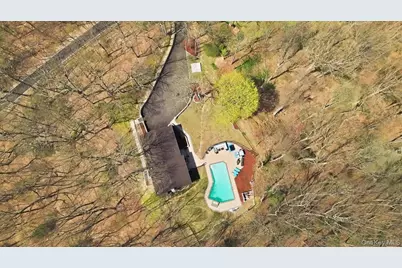 263 Oyster Bay Road, Mill Neck, NY 11765 - Photo 32