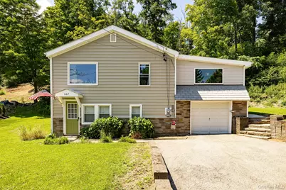 667 Traver Road, Pleasant Valley, NY 12569 - Photo 2