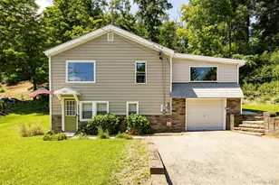 667 Traver Rd, Pleasant Valley, NY 12569 - Photo 2