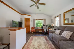 667 Traver Rd, Pleasant Valley, NY 12569 - Photo 8