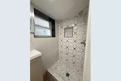 1431 Merry Avenue, Bronx, NY 10461 - Photo 26