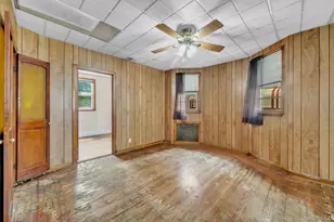 1073 Concord St, Franklin Square, NY 11010 - Photo 12