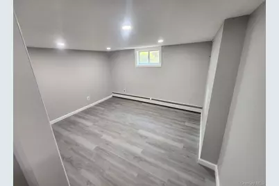1073 Concord Street, Franklin Square, NY 11010 - Photo 20