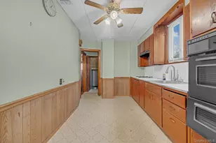 1073 Concord St, Franklin Square, NY 11010 - Photo 8