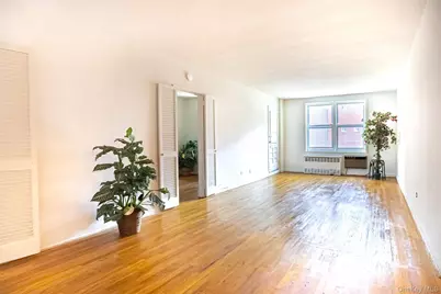 144-30 Sanford Avenue #2N, Flushing, NY 11355 - Photo 4